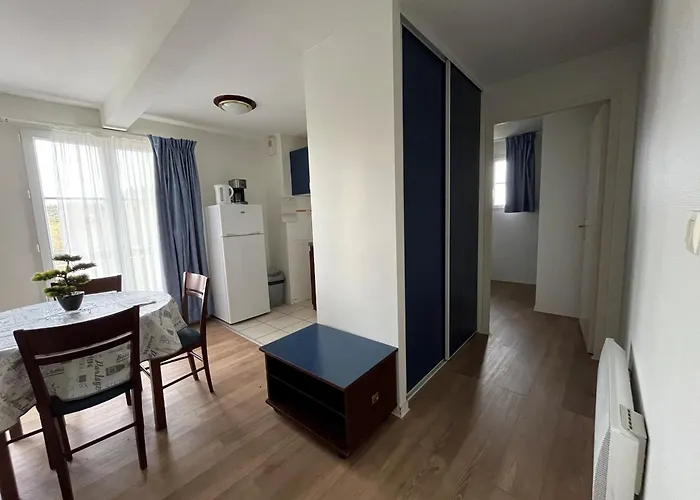 T3 Lumineux A La Roche-posay, Balcon Et Wifi, Proche Thermes - Fr-1-541-197 Apartamento